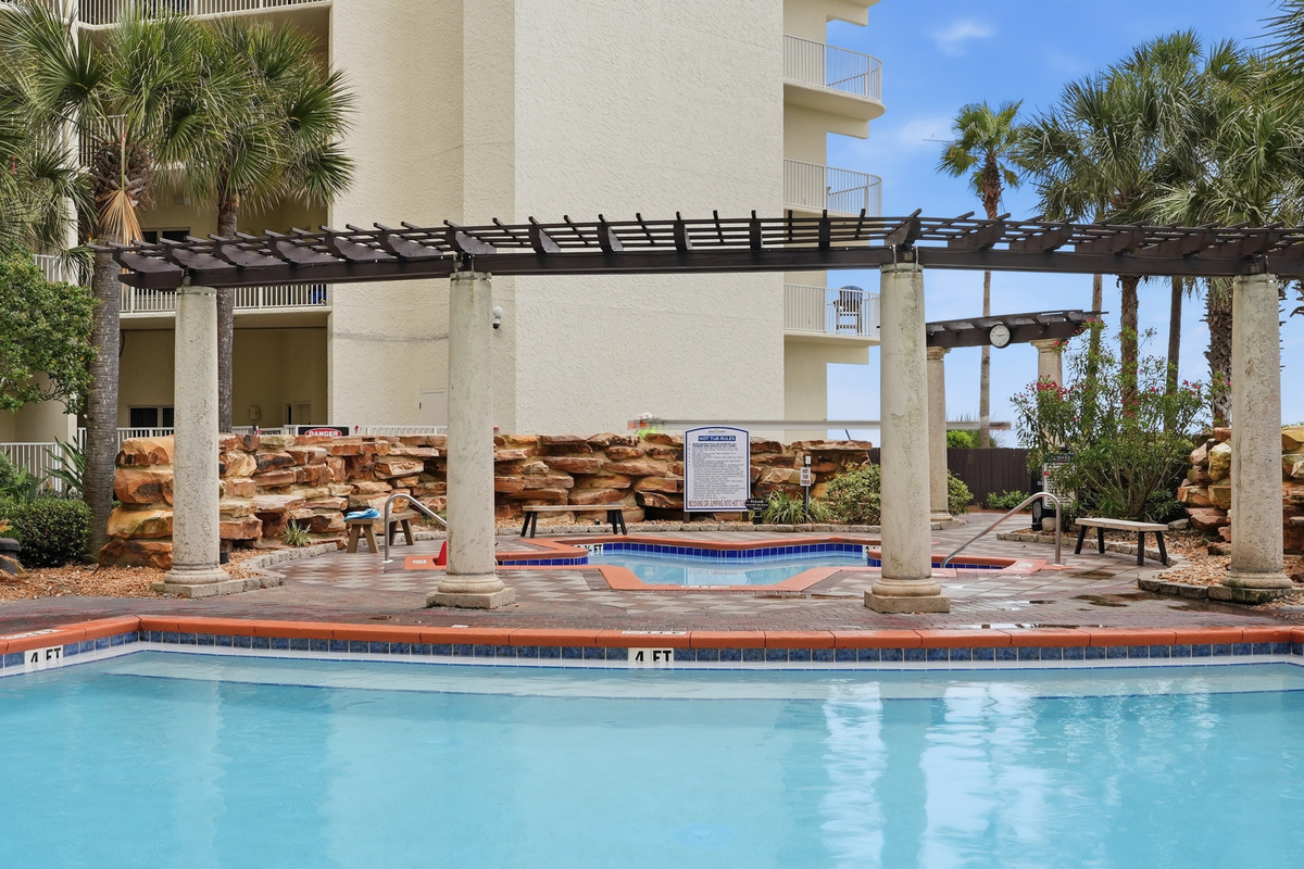 Outdoor Hot Tub