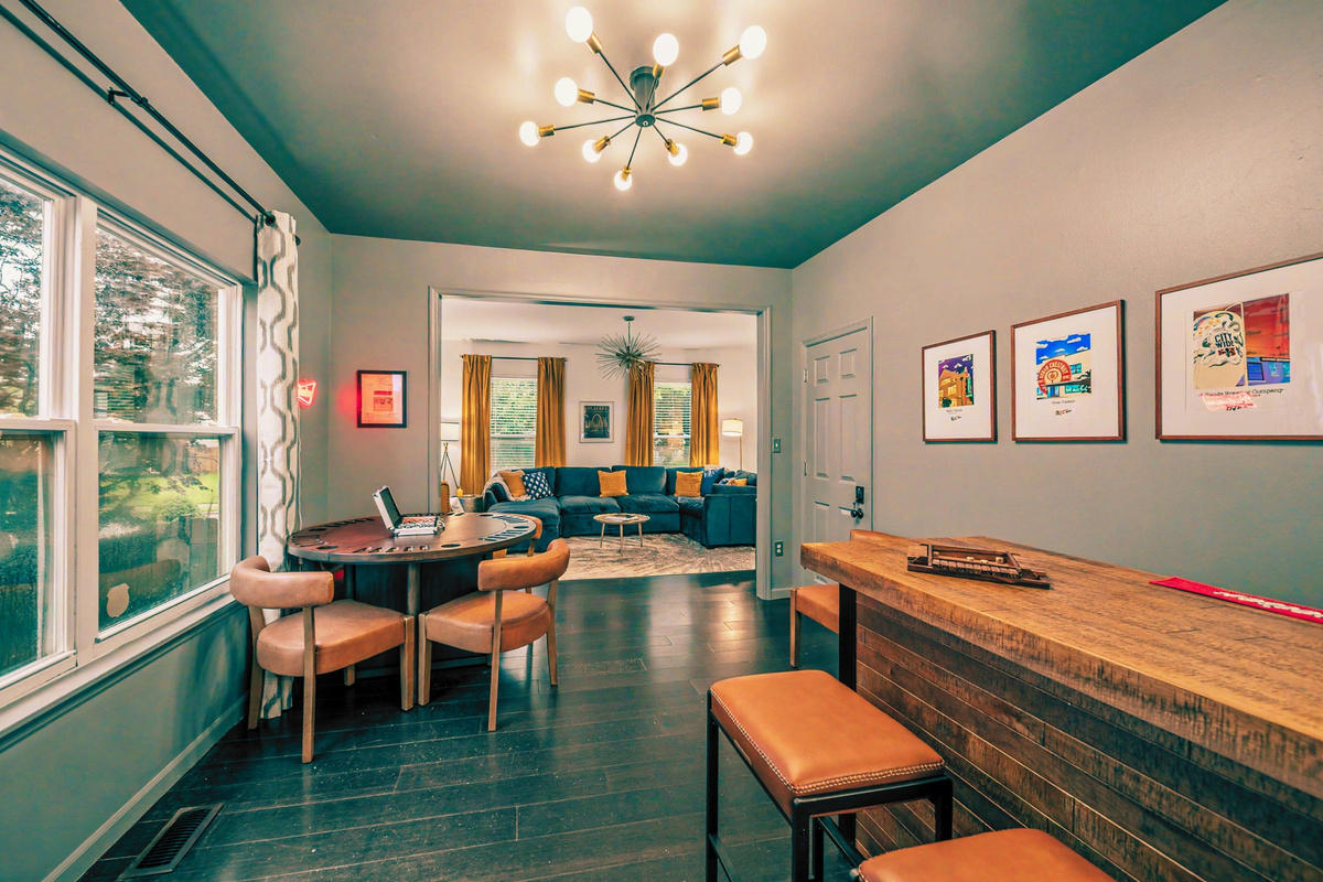 A unique gathering space inspired by St. Louis' brewing heritage then and now.