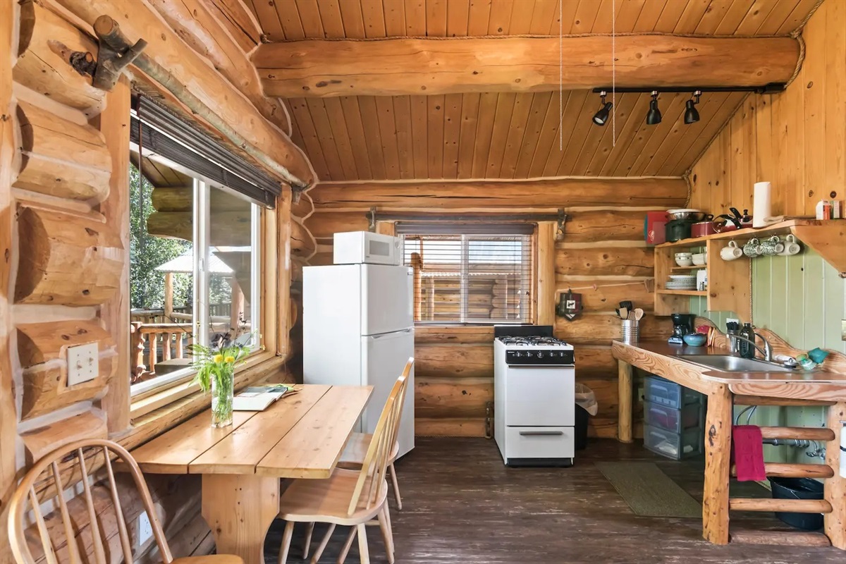 Eating area and kitchenette