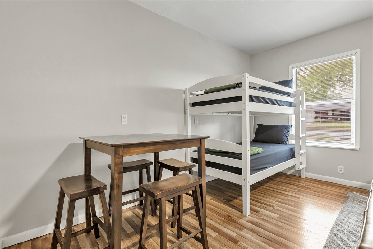 4th Bedroom -twin bunkbed
