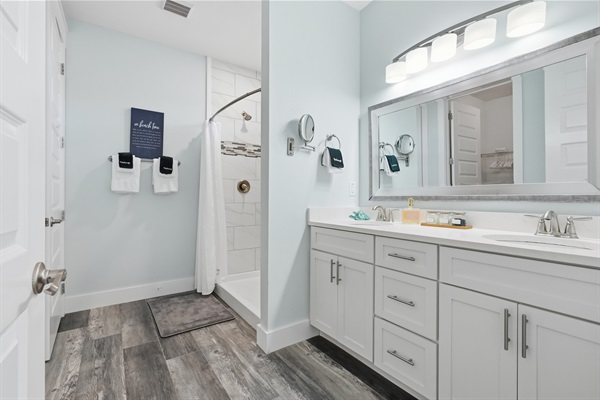 Enjoy your full ensuite bathroom off the primary bedroom with double vanity, separate shower, toilet and walk-in robe.