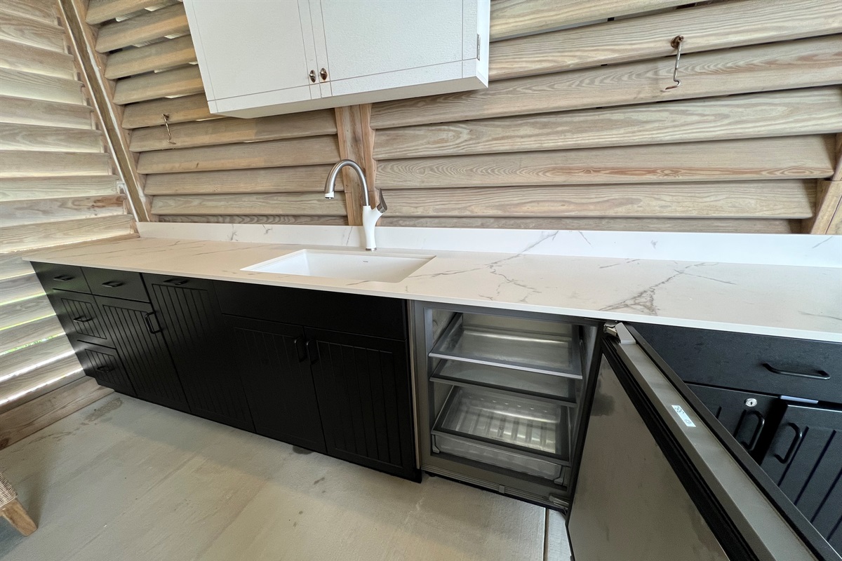 2025 Sink, Mini Fridge and TV