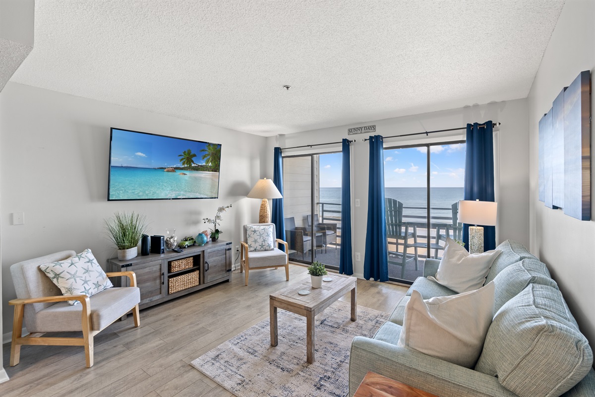 Oceanfront Living Room with balcony access