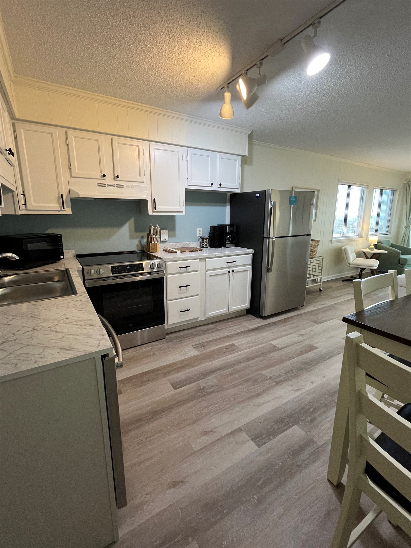 Side angle of Kitchen