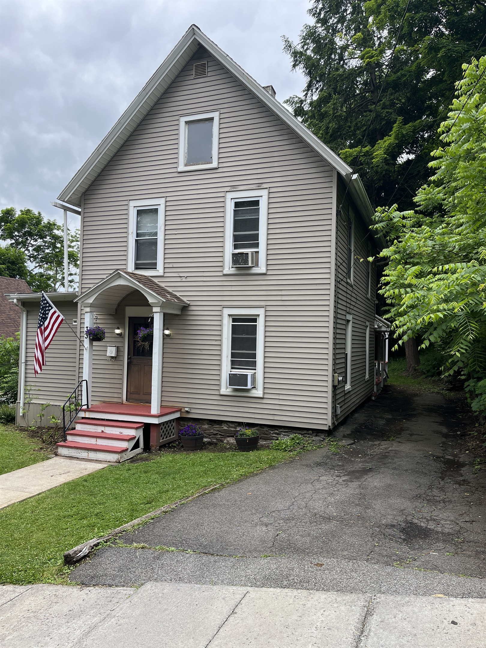 Cherry Hill with off street parking