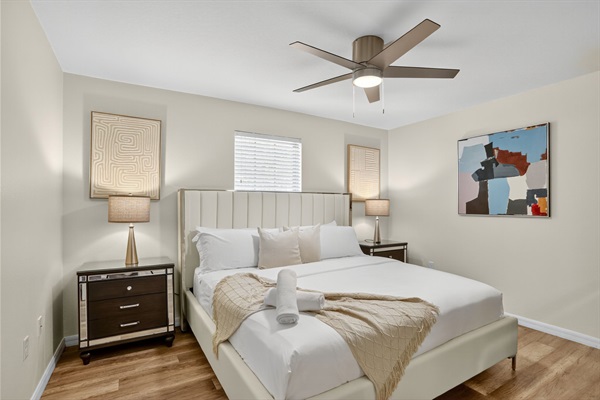 Bedroom 4 - King Bed