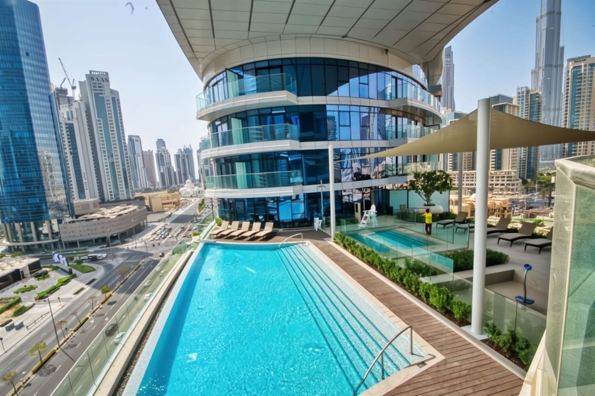 The second pool - kids pool also available