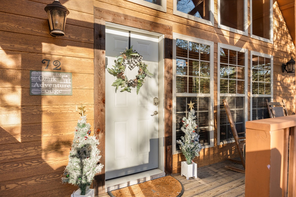 Step into your Ozark Adventure for the holidays!