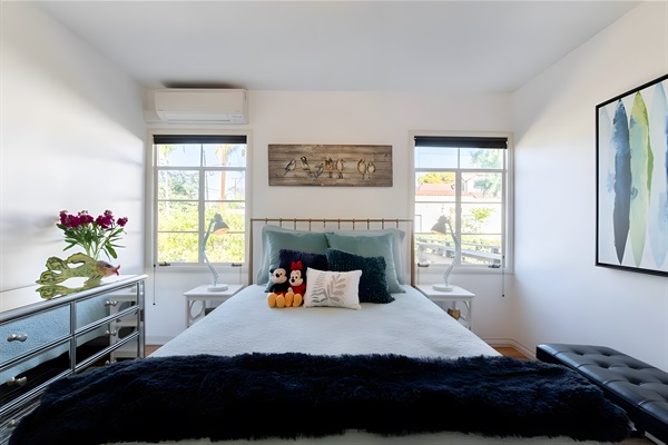 Bedroom 3 - queen bed