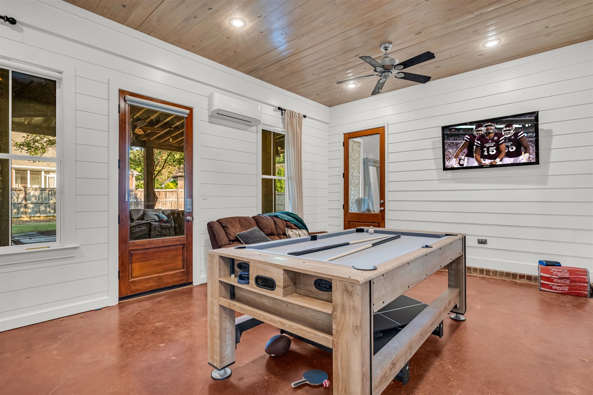 pool table