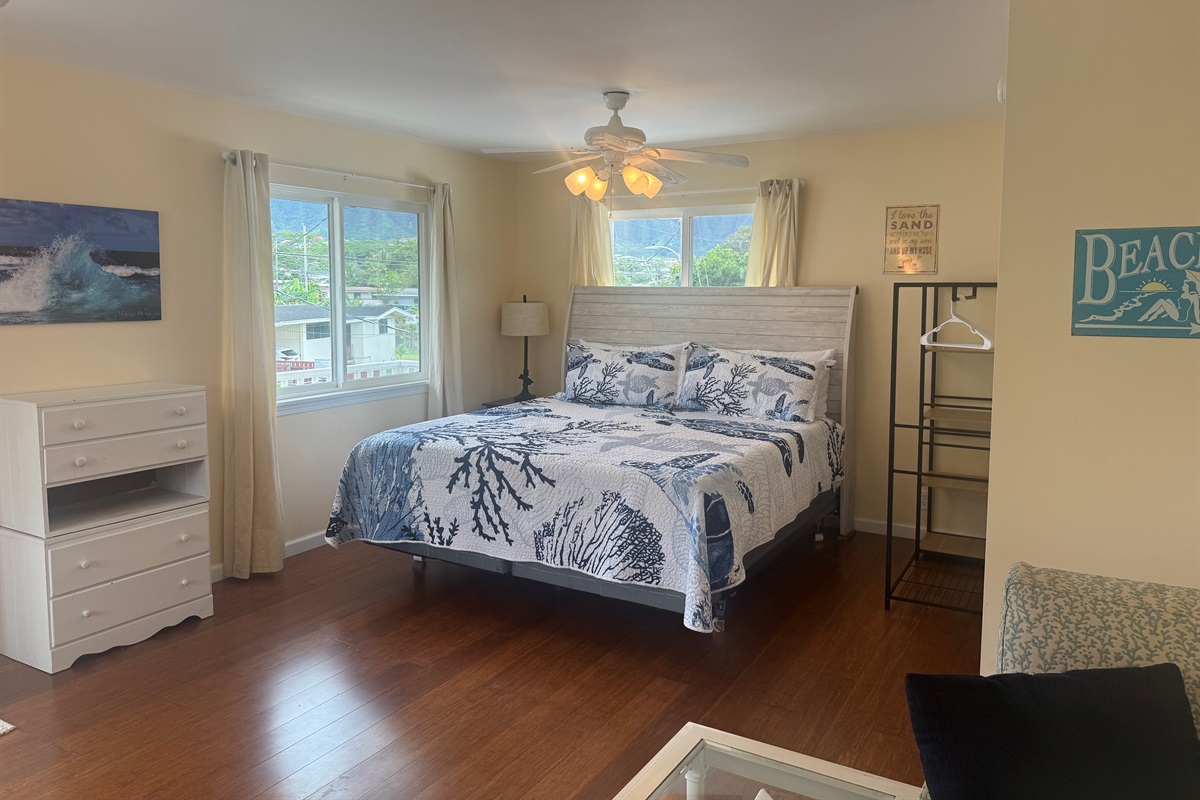 King size bed