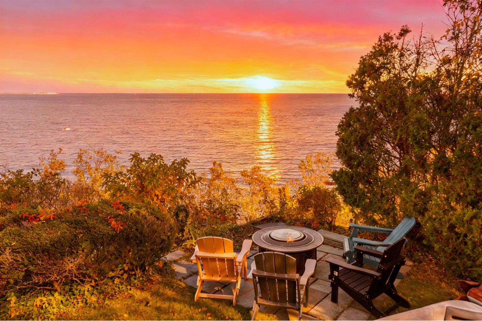 Unforgettable sunrise and sunset moments await right outside your door.