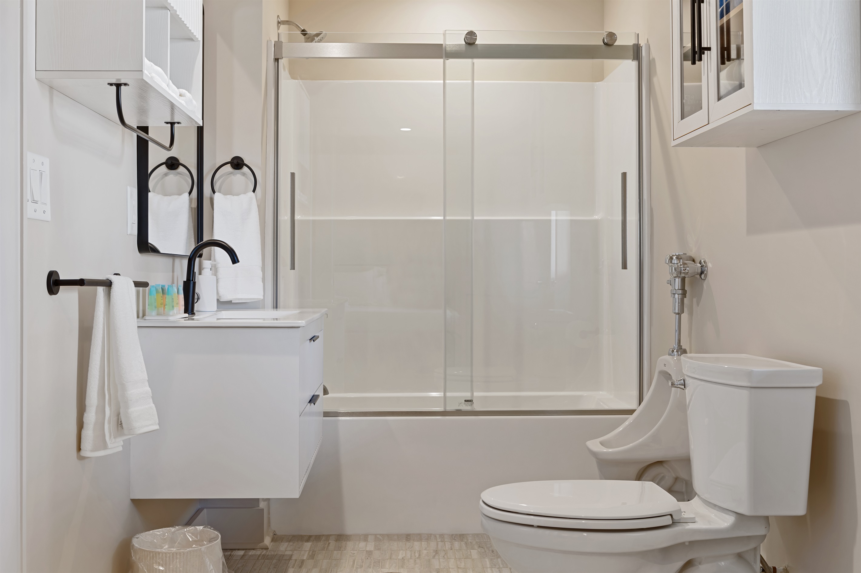  Wash the day off | Ground floor