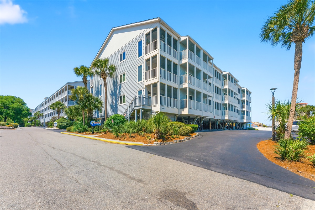 Pelicans Landing Parking lot and under building parking