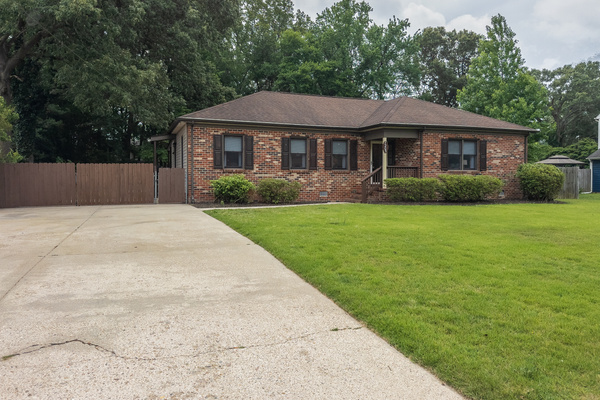 Front View, driveway, yard
