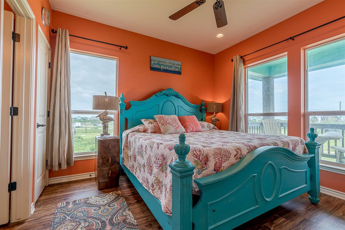 13a29dfd5cc04a88ae3a45cf7d3f626e Large | Beachhouse | Texas | TX | Vacation Homes | Galveston | Crystal Beach | Kokomo | Breezy Days | Beachfront Elegance | Sunrise Serenity | Southern Sands Property Management, LLC