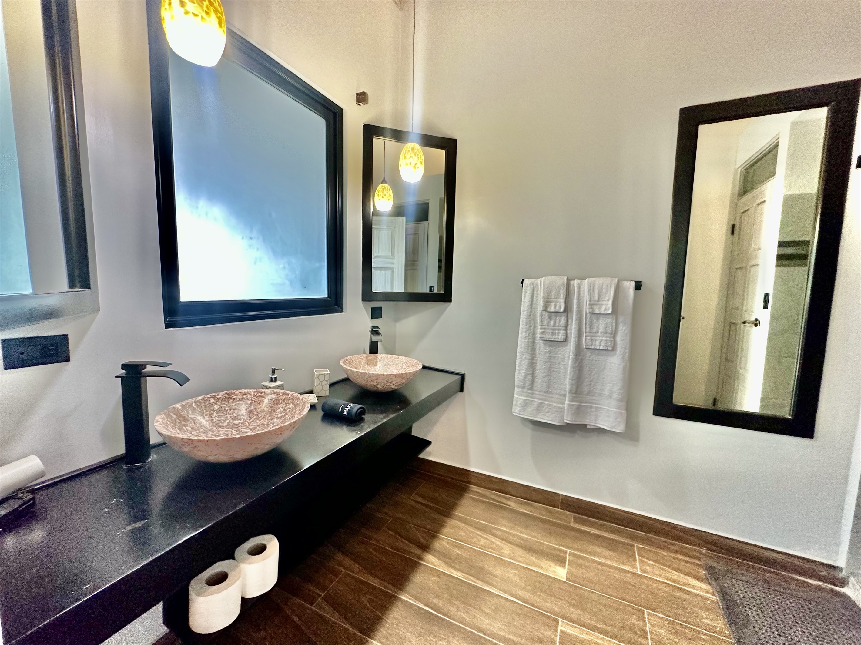 Guest Suite Bath