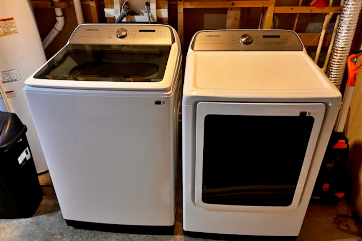 We have a washer and dryer available for your use. It is located on the bottom floor of the cabin.