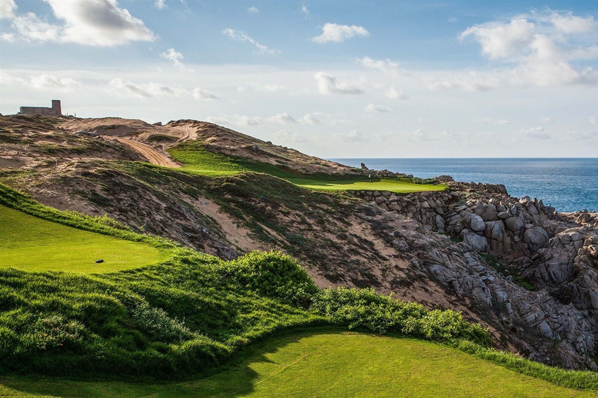 Jack Nicklaus Quivira Golf Club at Pueblo Bonito Sunset while staying at Montecristo, Vacation Travel Exclusives