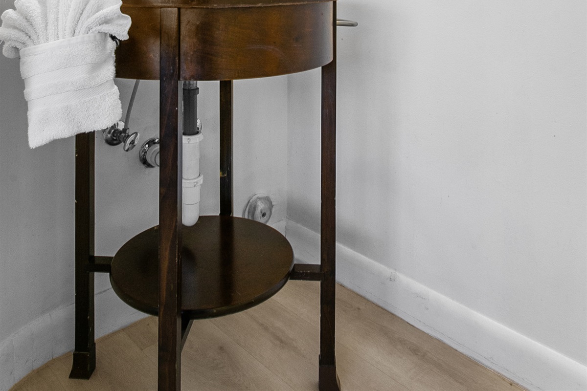 Powder room on the main floor for convenience
