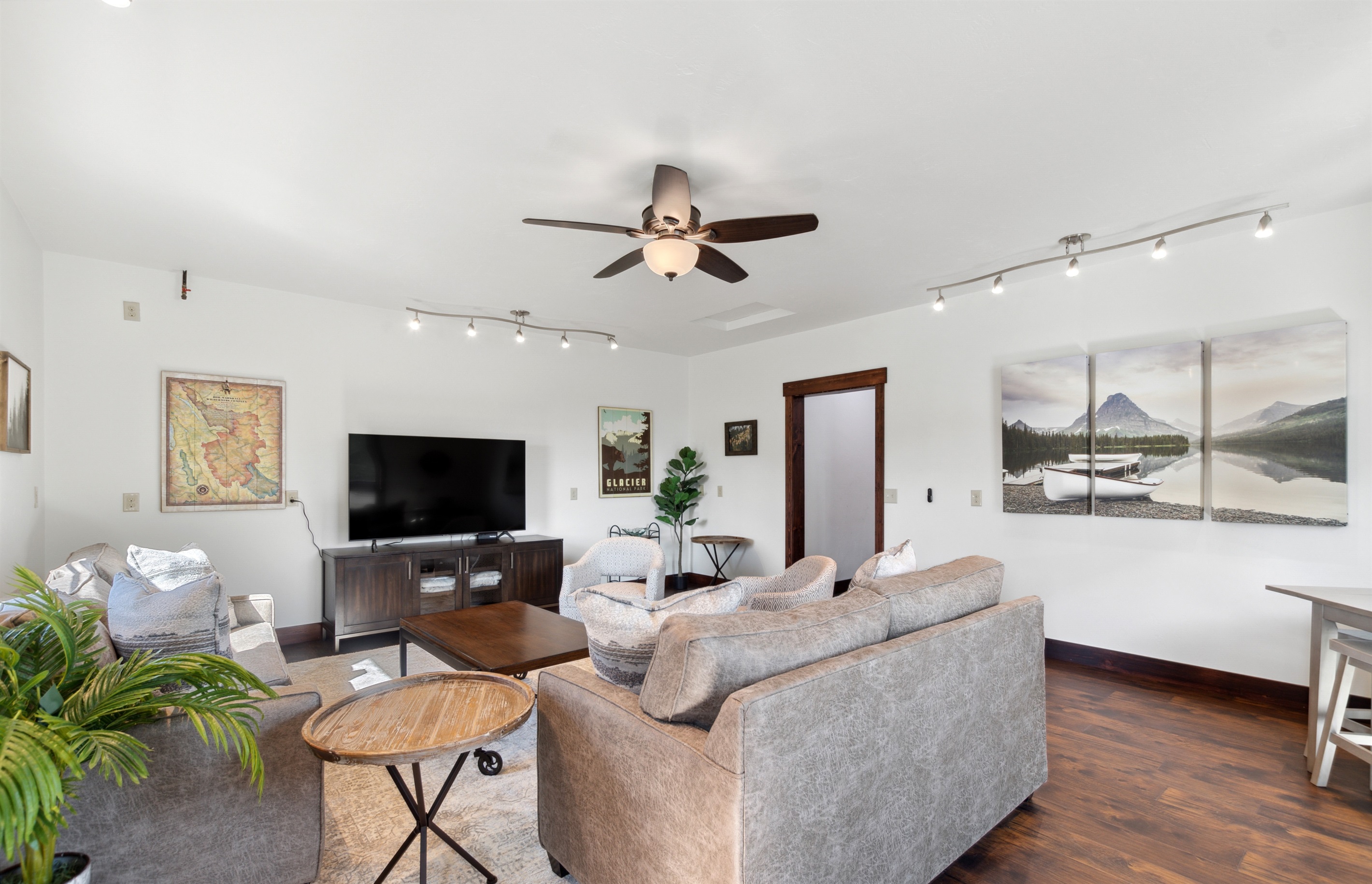 Envision your Glacier Park adventures while relaxing in style 