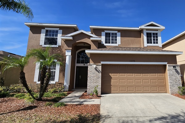 CRYSTAL COVE (1075TD) - 6BR 3.5BA Pool home, Gated Rsort