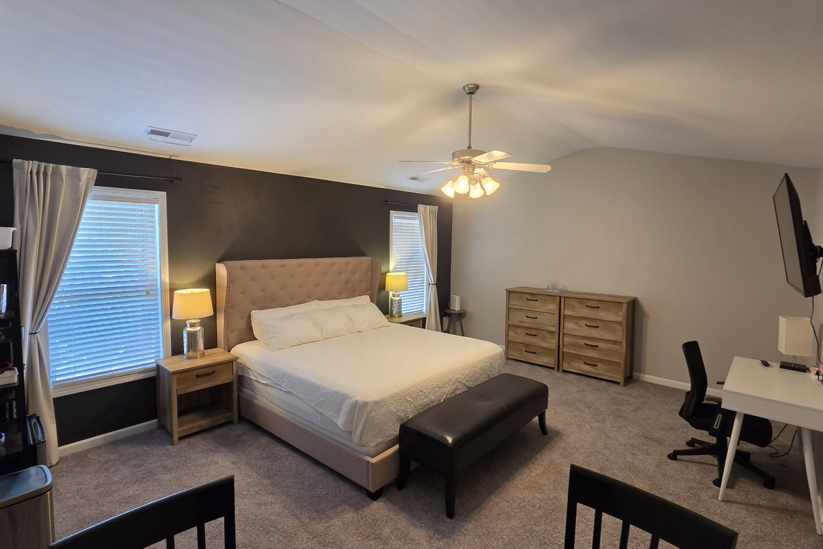 King Suite with desk and TV