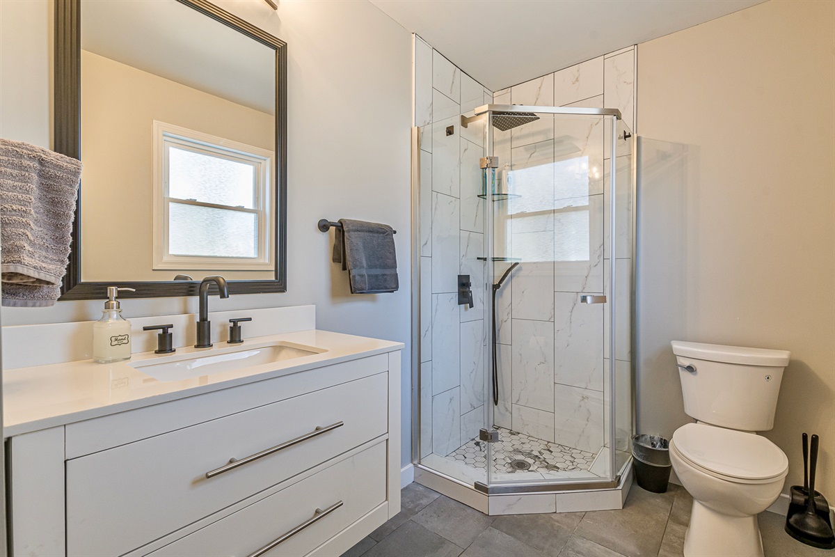 We've got 40 gallons of nice hot water in your en-suite bathroom!