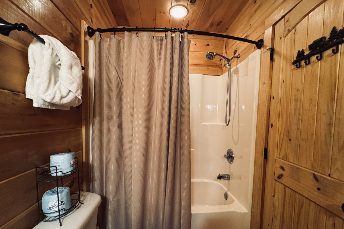 Deer Run Shower