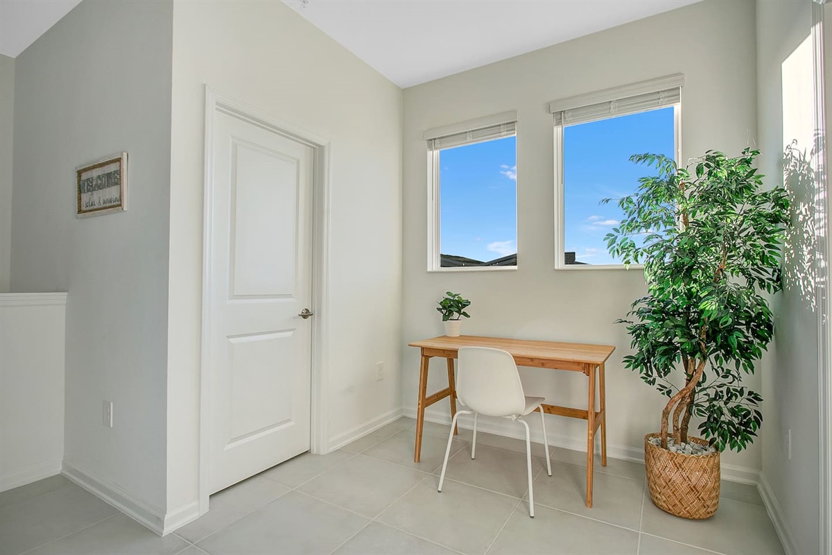 Second floor foyer/desk space.