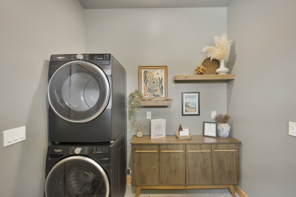 Mudroom / Entryway / Laundry