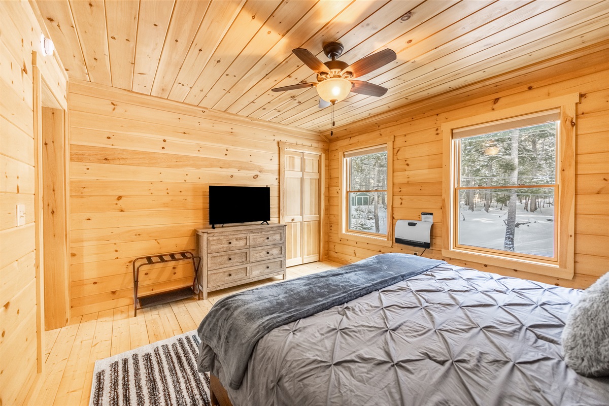 3rd Bedroom with King bed, Roku TV, closet and dresser