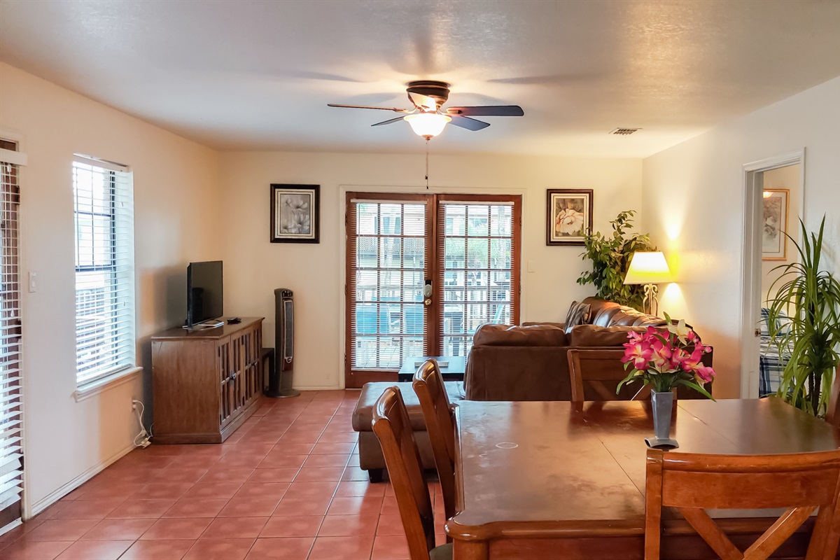 Upstairs Living Area