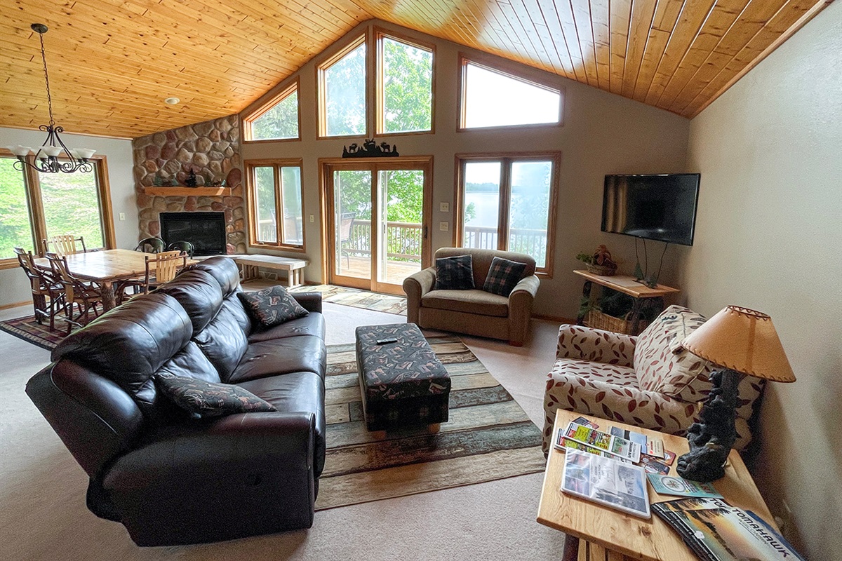 101 Upper Living Room