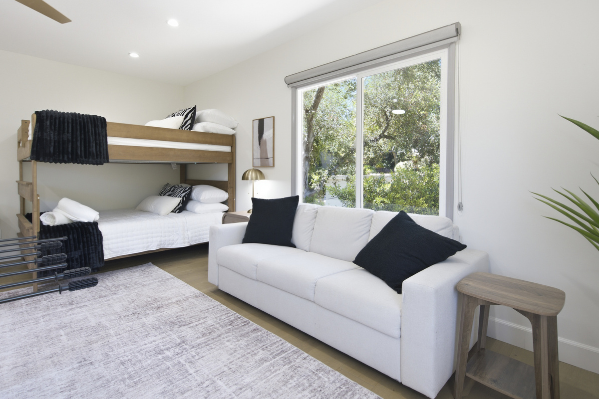 Everything you need for a peaceful night’s sleep is right here.