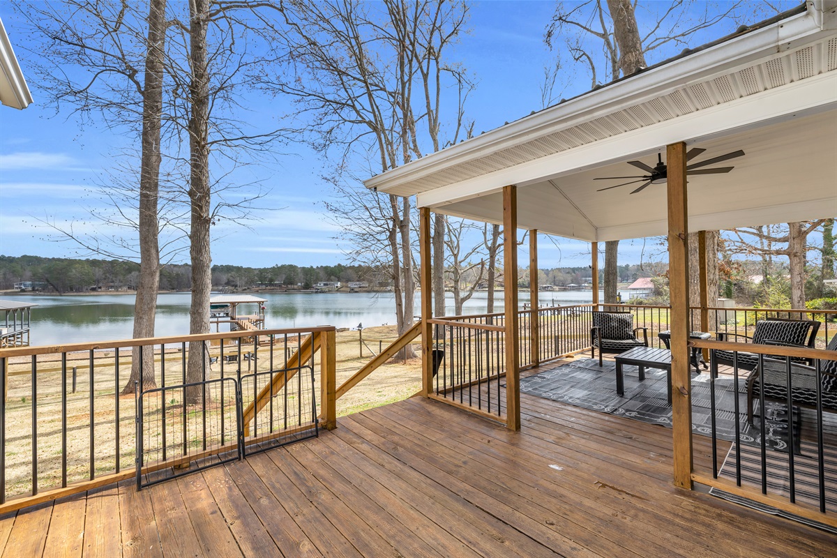 Outdoor seating area 