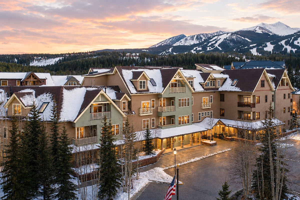Hyatt Main Street Station - Walking distance to lifts