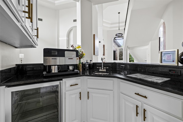 Espresso machine, drip coffee and french press available.