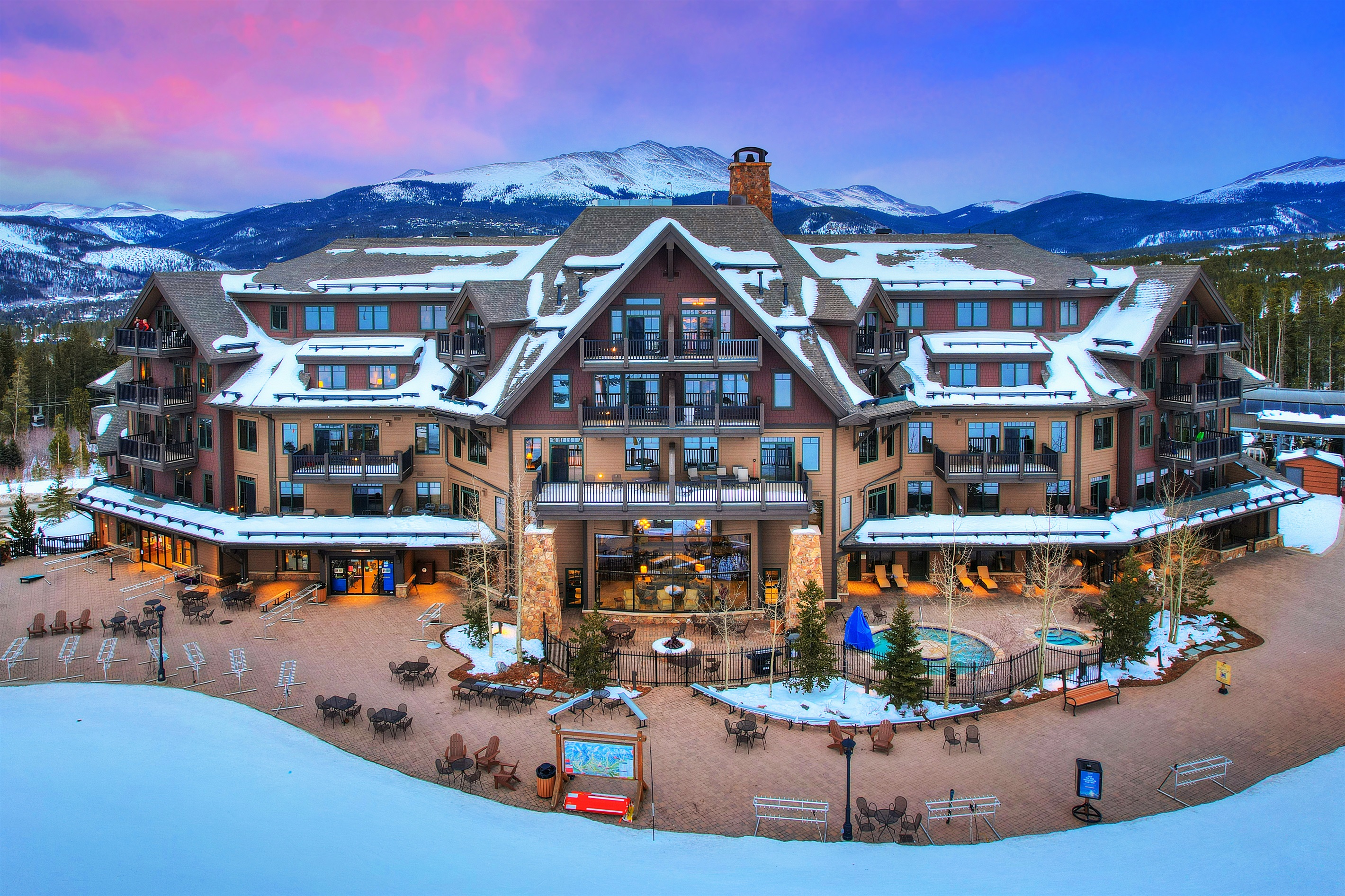 Exterior view from Ski Resort