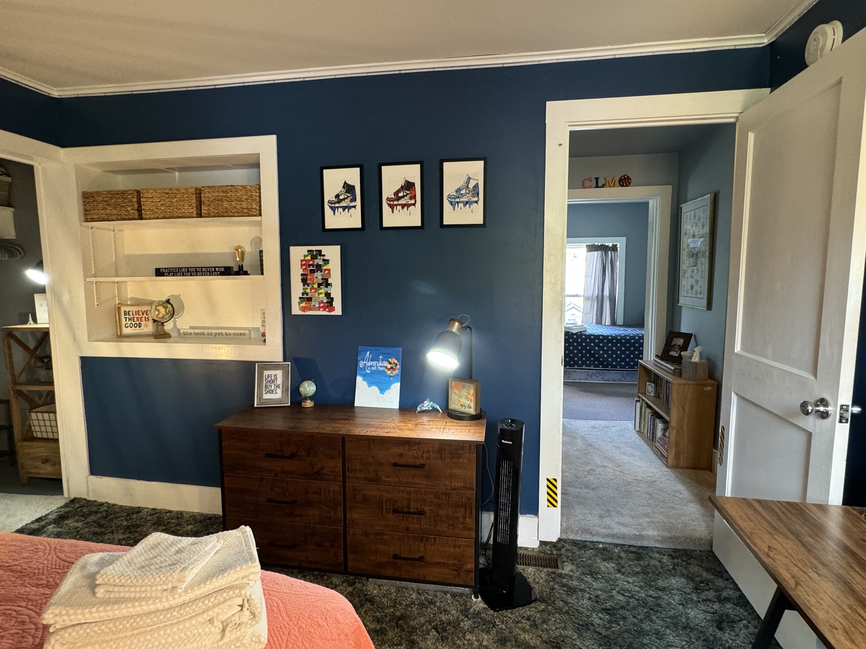 2nd Floor bedroom Queen bedroom