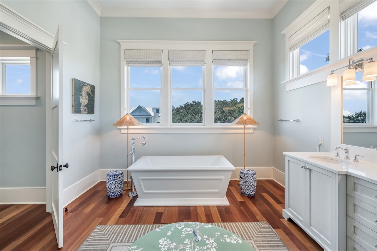 Bathroom 1: Shower + Tub Shore Thing | 4001 Palm Blvd | Isle of Palms, SC | IOP Escapes