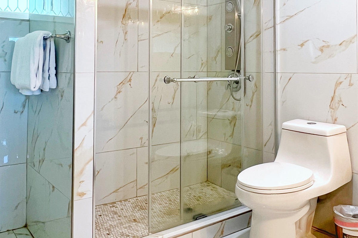 A warm shower, a soft towel, and nothing on your schedule&mdash;welcome to island time.