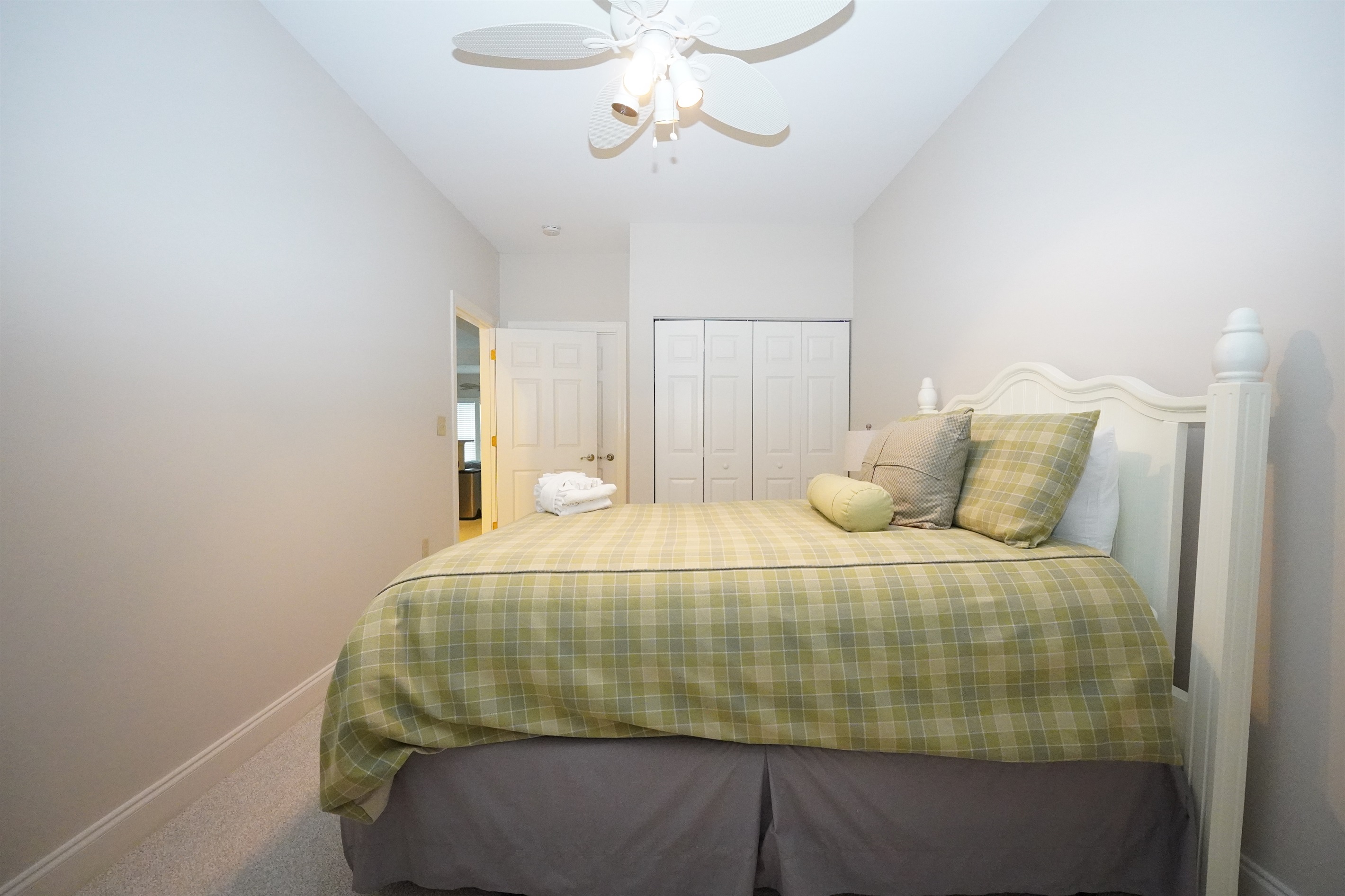3rd bedroom with Queen Bed