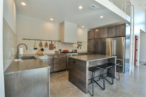 Modern Gourmet Kitchen