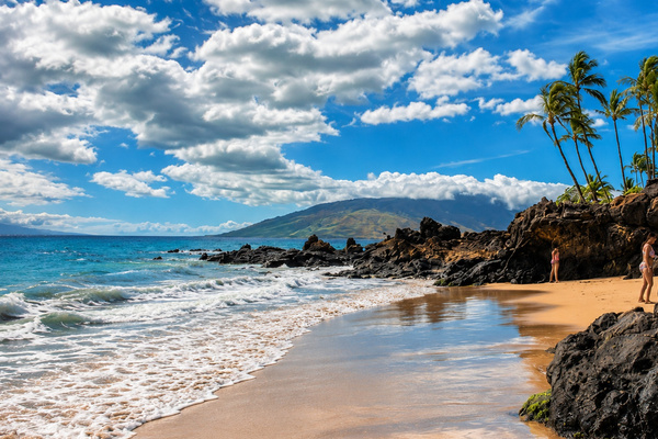 Take a 5 minute walk to Charley Young Beach across the street from our condo!
