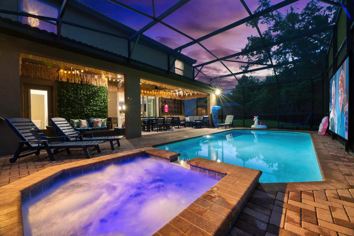 Stunning Twilight images of Pool