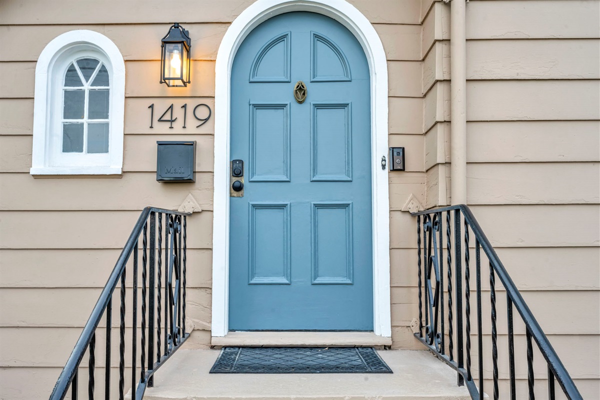 Come on in for an unforgettable stay!