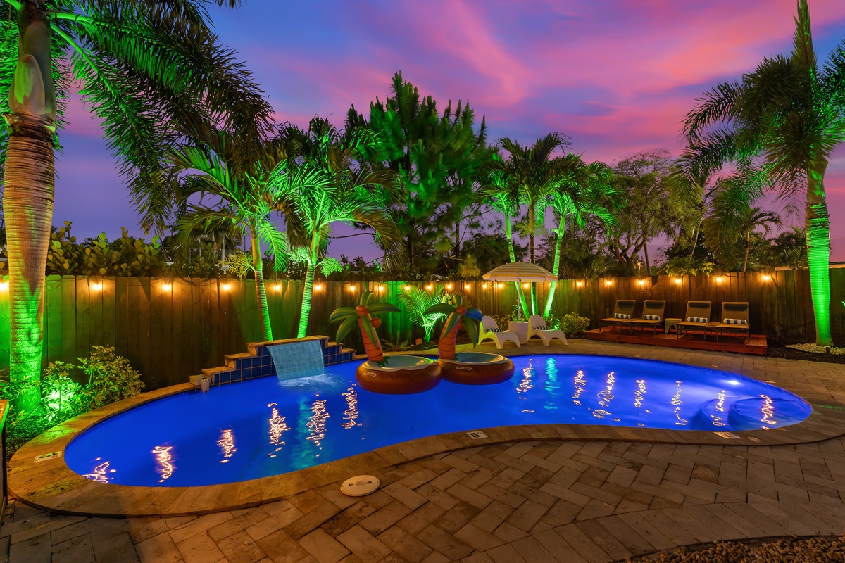 Your own private resort-style pool — splash, chill, repeat. 🌴✨