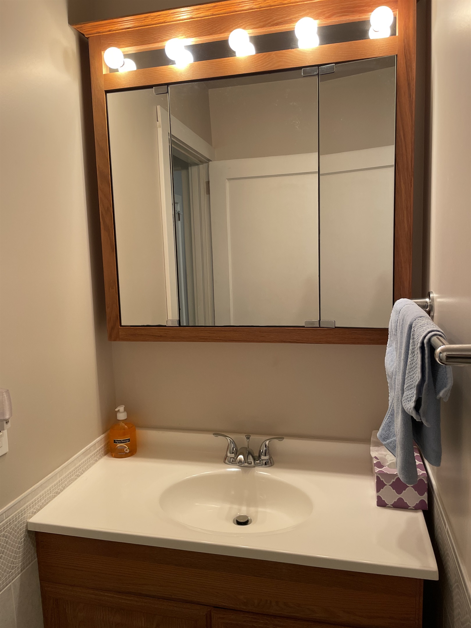 1st floor bath