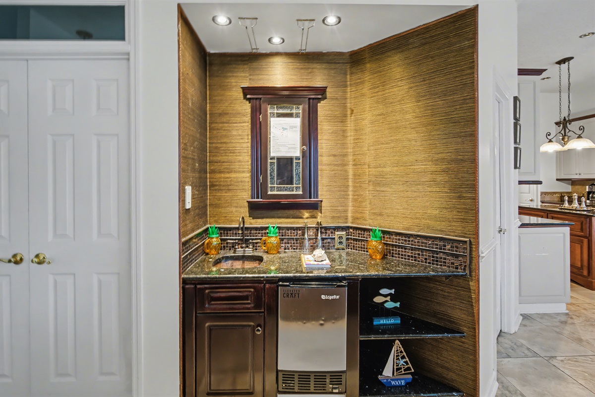 Wet Bar 
